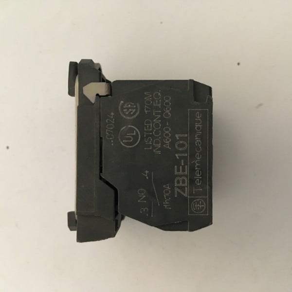 پایه و کلید ON/OFF ZBE-101 دوتایی